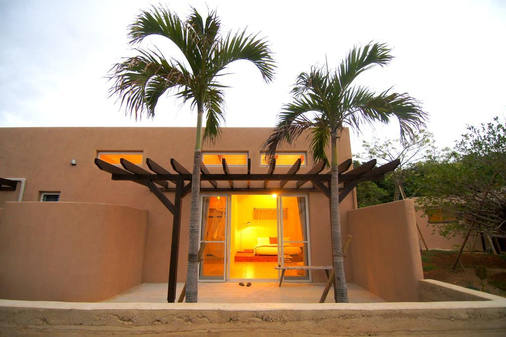 Somos Bed & Breakfast Kunigami Exterior photo