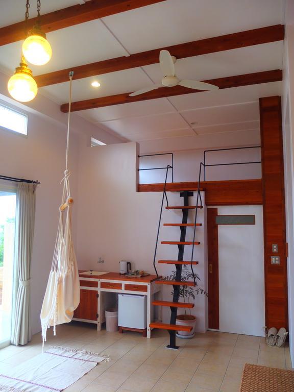 Somos Bed & Breakfast Kunigami Exterior photo